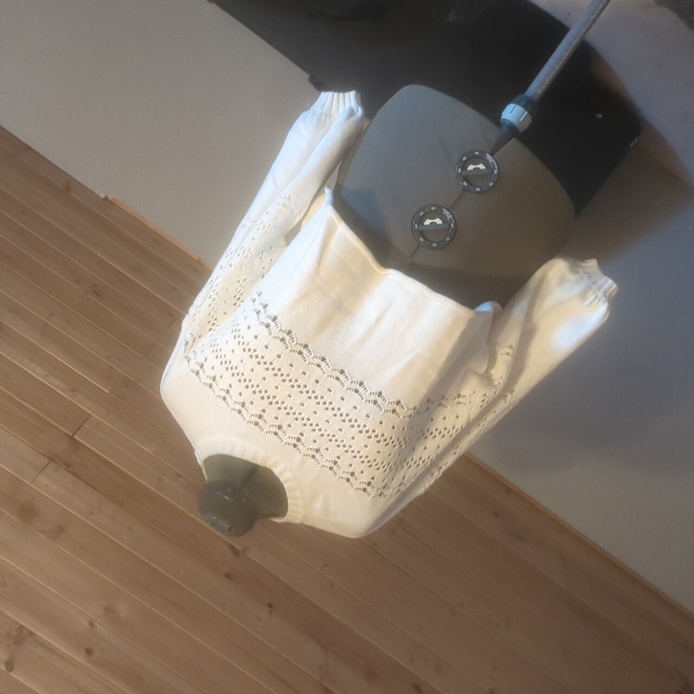 Women's crop sweater